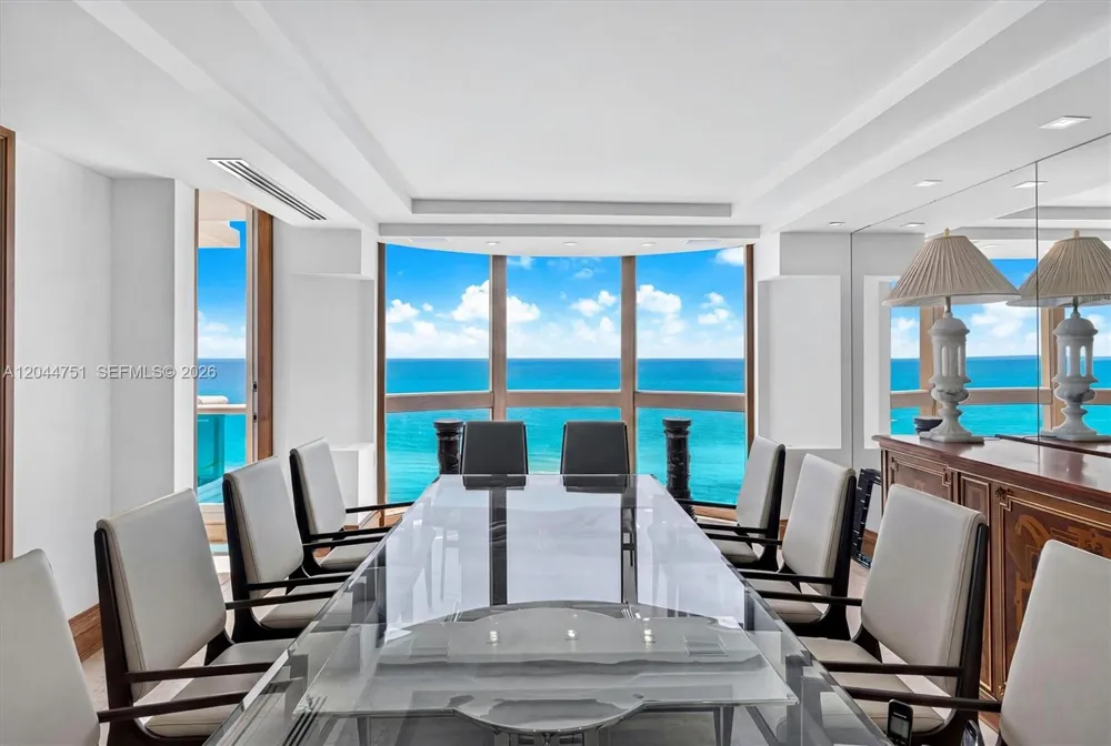 5025 Collins Ave #1103-1104-1105 Miami Beach, FL 33140