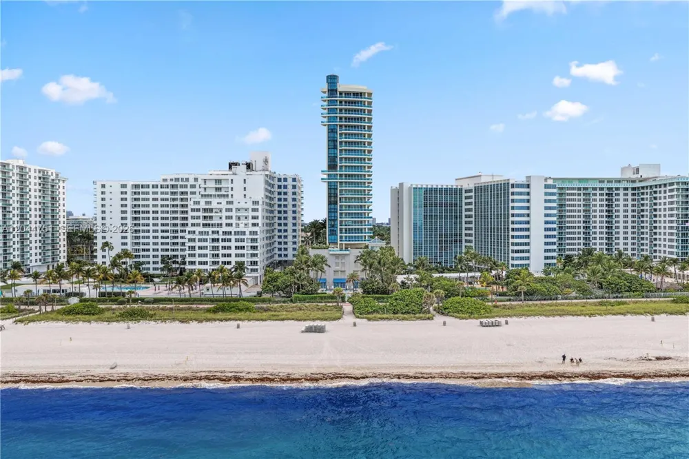 5025 Collins Ave #1103-1104-1105 Miami Beach, FL 33140