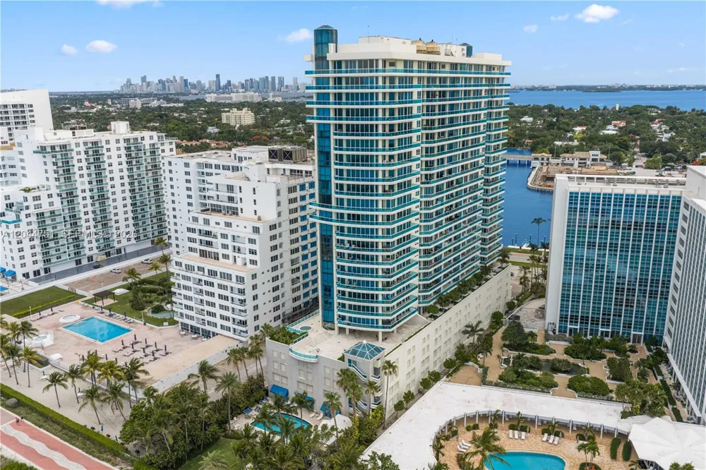 5025 Collins Ave #1103-1104-1105 Miami Beach, FL 33140