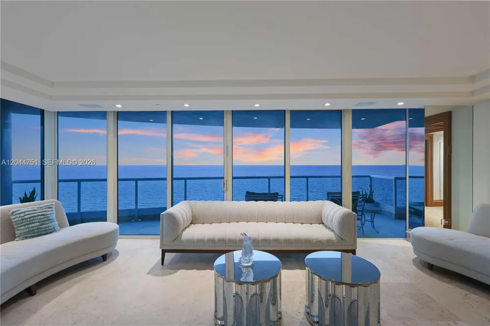 5025 Collins Ave #1103-1104-1105 Miami Beach, FL 33140