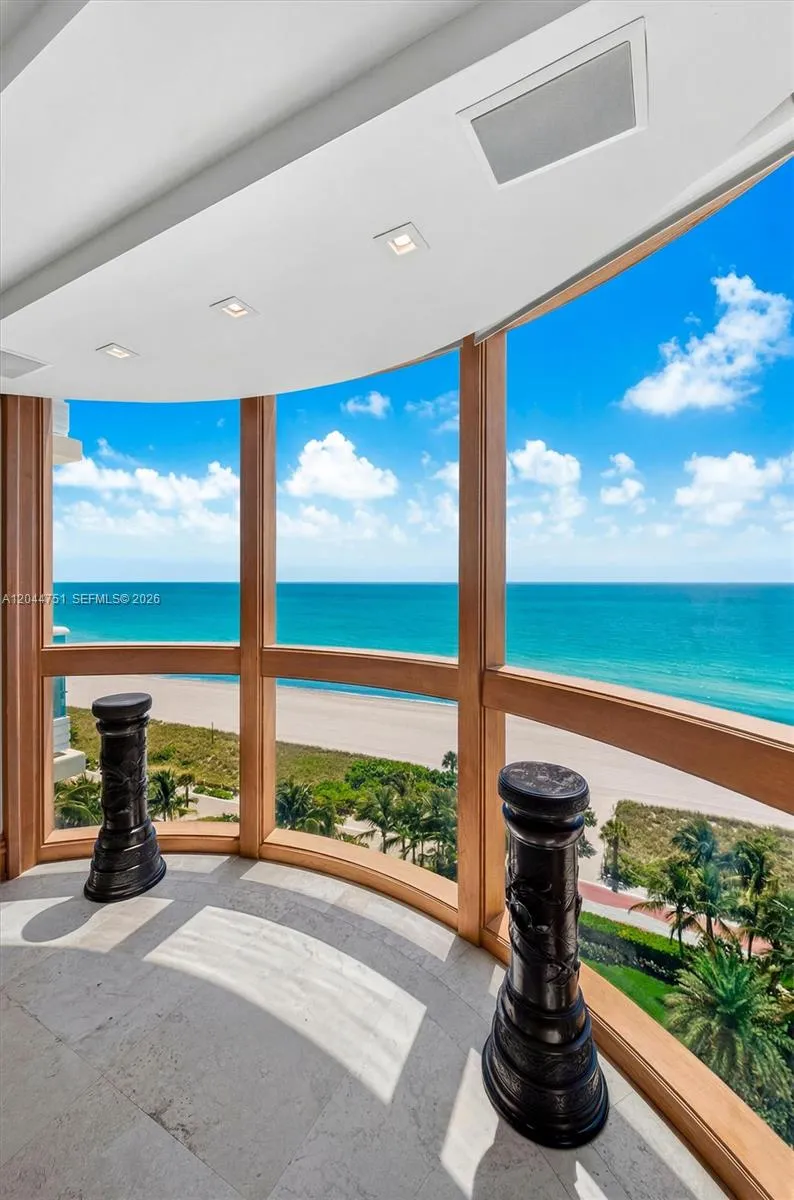 5025 Collins Ave #1103-1104-1105 Miami Beach, FL 33140