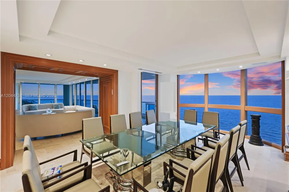 5025 Collins Ave #1103-1104-1105 Miami Beach, FL 33140