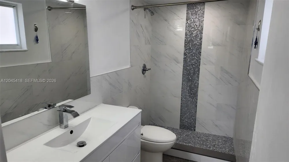 1075 93rd St #304 Bay Harbor Islands, FL 33154