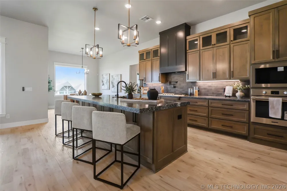 21670 E 112th Place S Broken Arrow, OK 74014