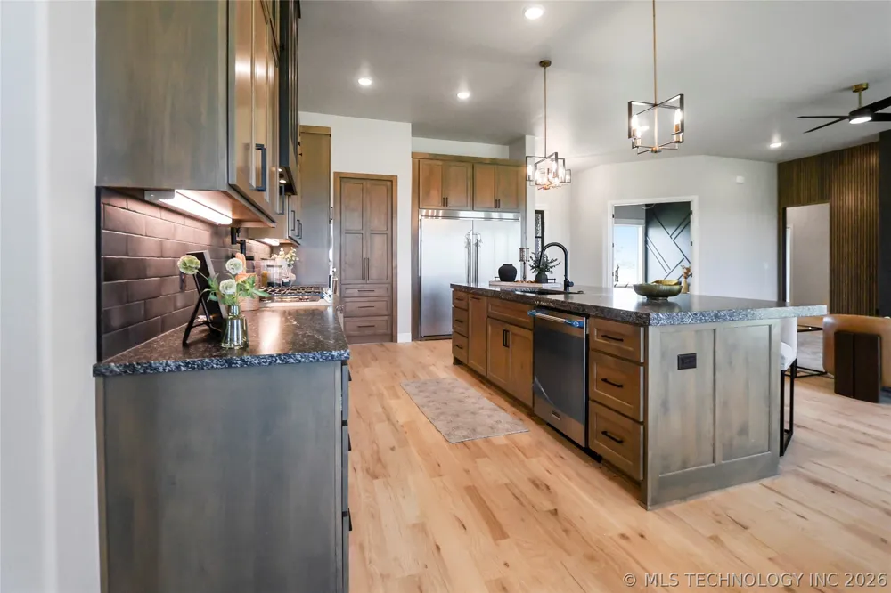 21670 E 112th Place S Broken Arrow, OK 74014