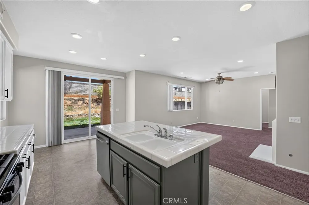 1512 Leland Beaumont, CA 92223