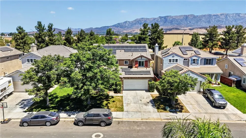 1512 Leland Beaumont, CA 92223