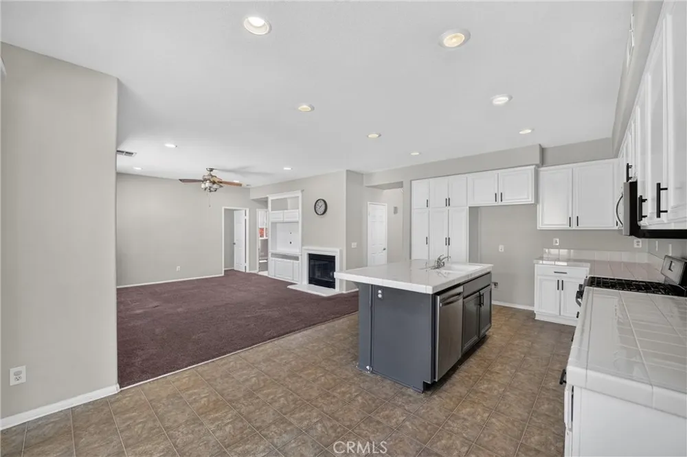 1512 Leland Beaumont, CA 92223