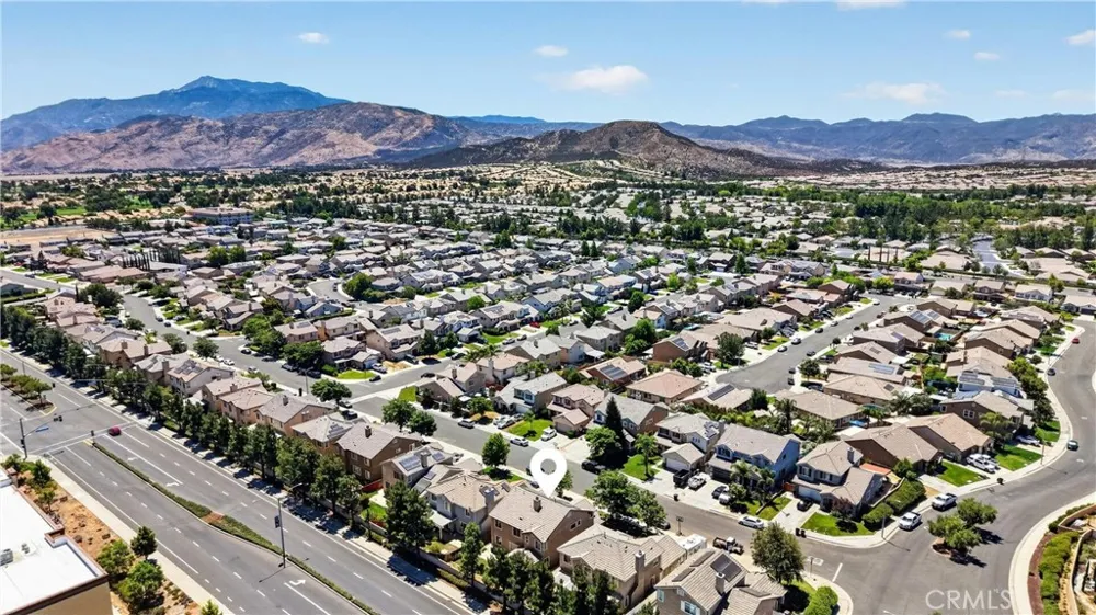 1512 Leland Beaumont, CA 92223