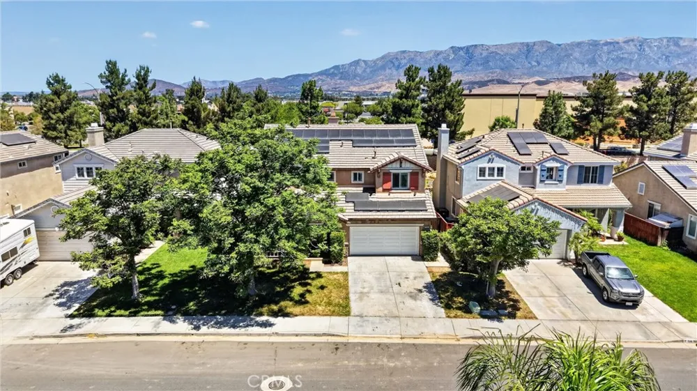1512 Leland Beaumont, CA 92223