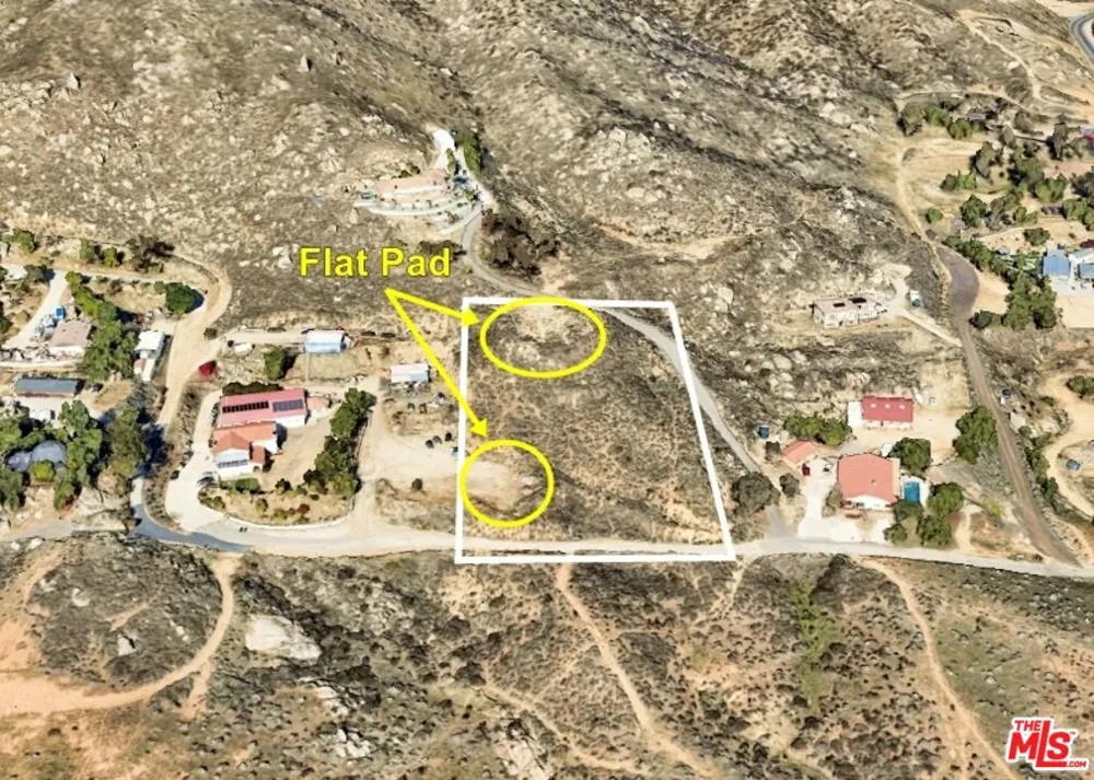 24440 COUNTRY ROAD Moreno Valley, CA 92557