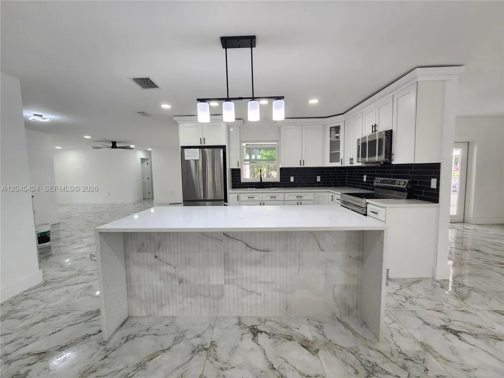 3133 Washigton Road Brandon, FL 33594