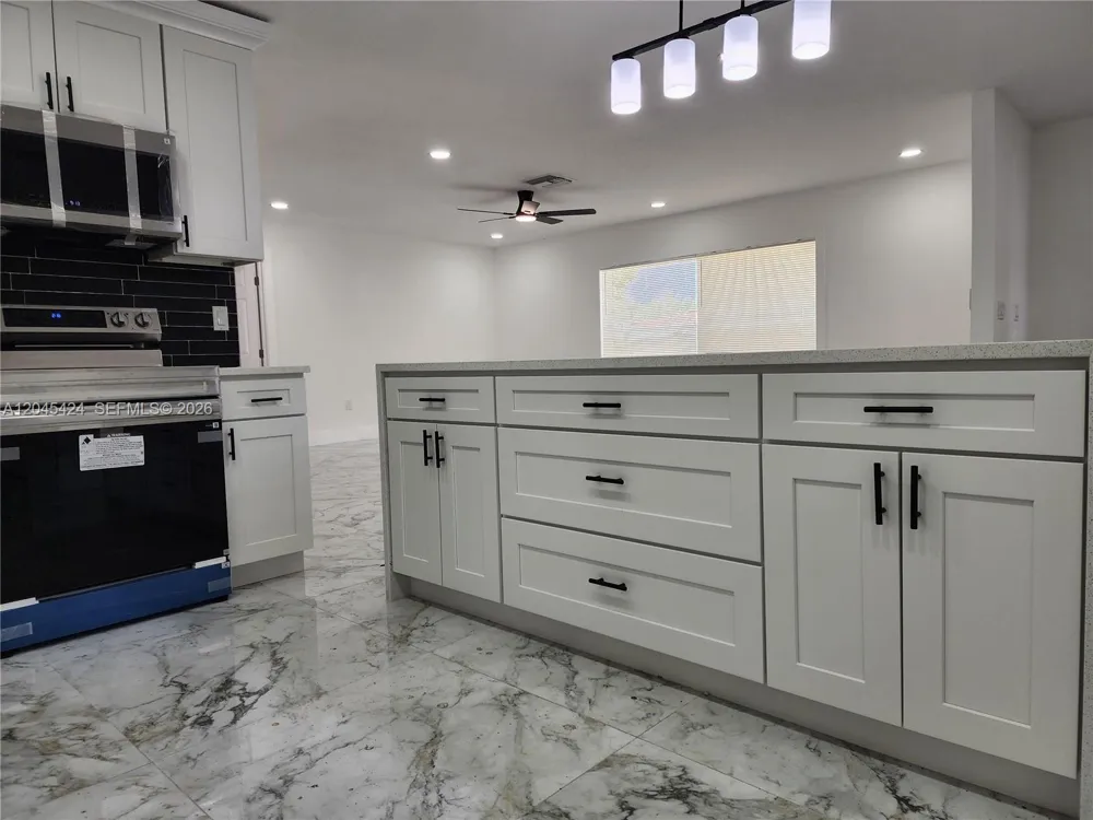 3133 Washigton Road Brandon, FL 33594