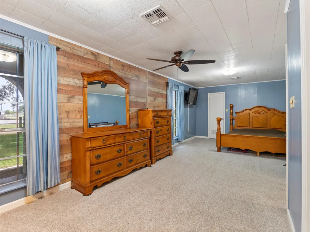 1201 Fm 1862 Blessing, TX 77419