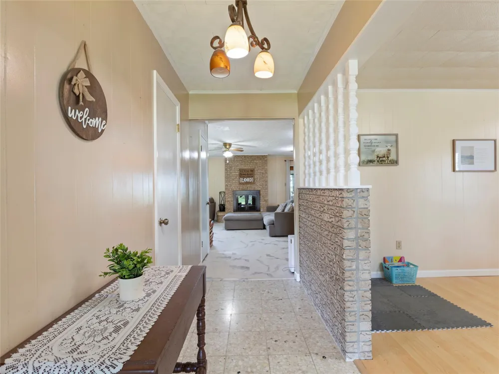 1201 Fm 1862 Blessing, TX 77419