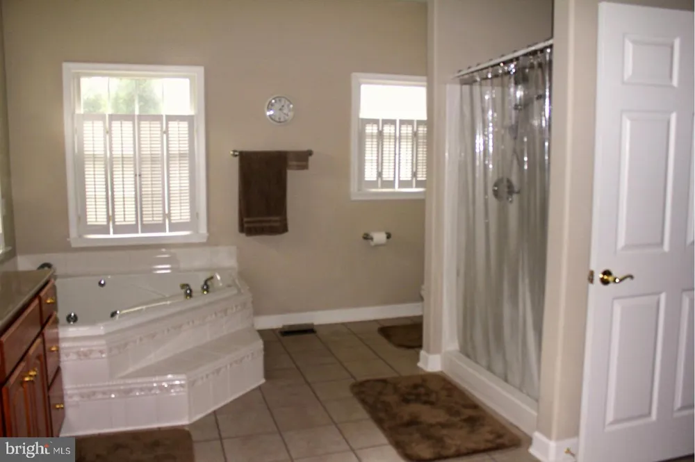 18722 FOUNTAIN TERRACE Hagerstown, MD 21742
