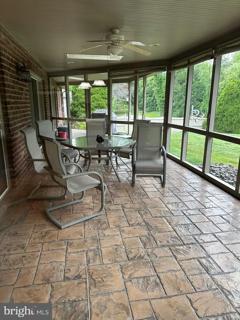 18722 FOUNTAIN TERRACE Hagerstown, MD 21742