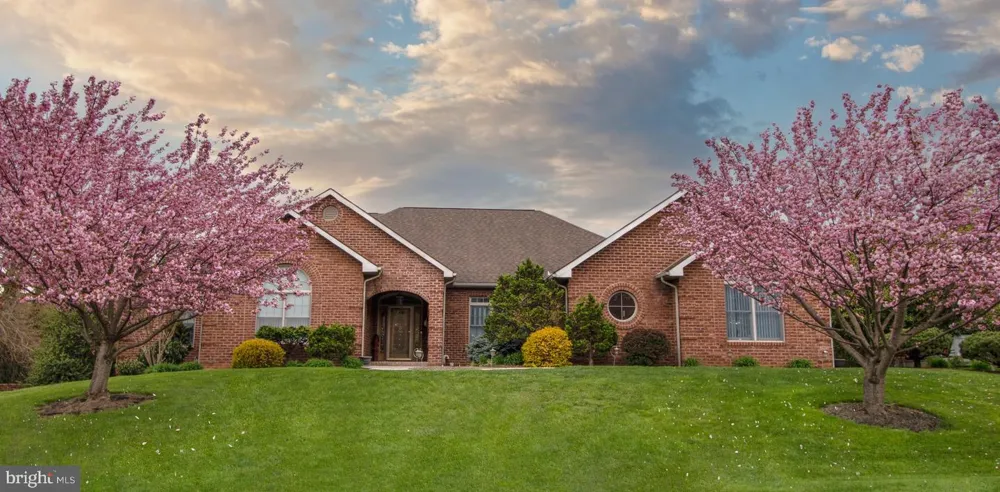 18722 FOUNTAIN TERRACE Hagerstown, MD 21742