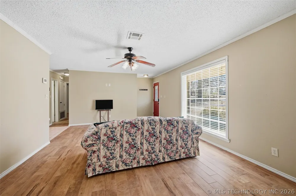 805 Harkey Tishomingo, OK 73460