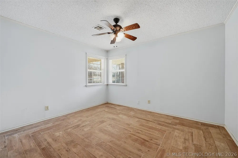 805 Harkey Tishomingo, OK 73460