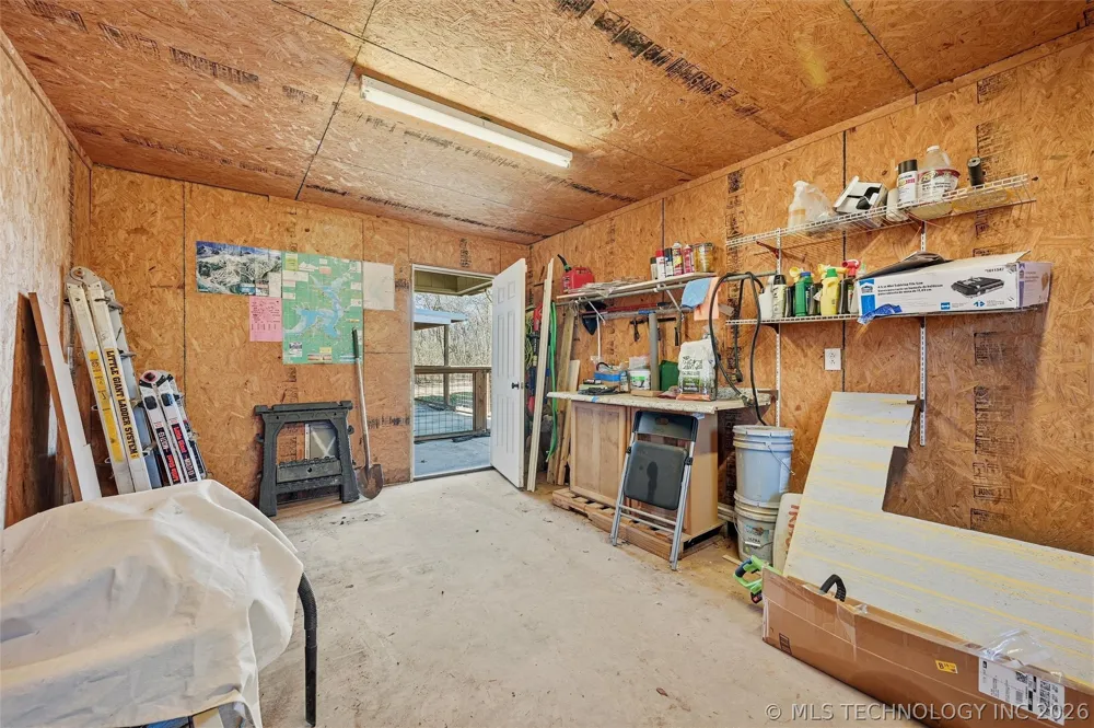 805 Harkey Tishomingo, OK 73460