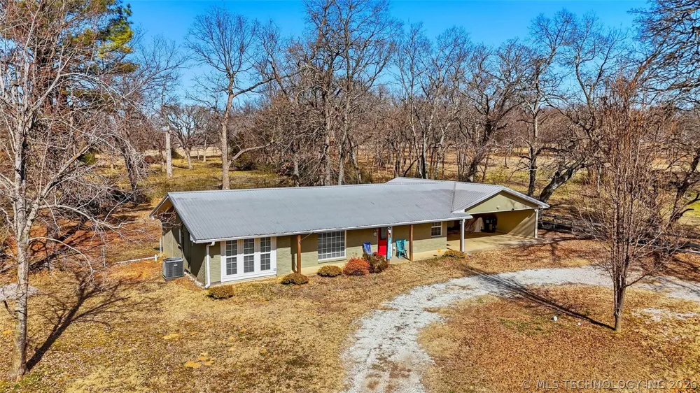 805 Harkey Tishomingo, OK 73460