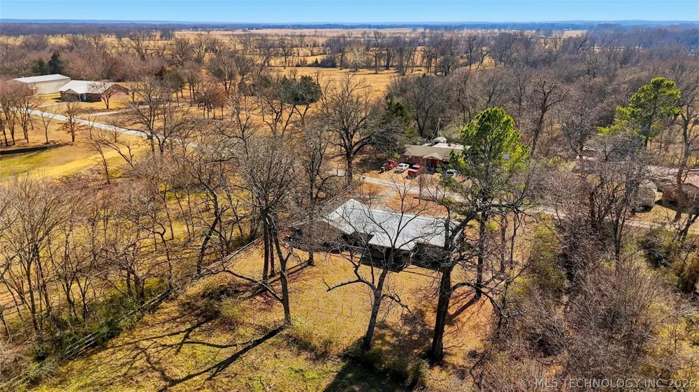805 Harkey Tishomingo, OK 73460