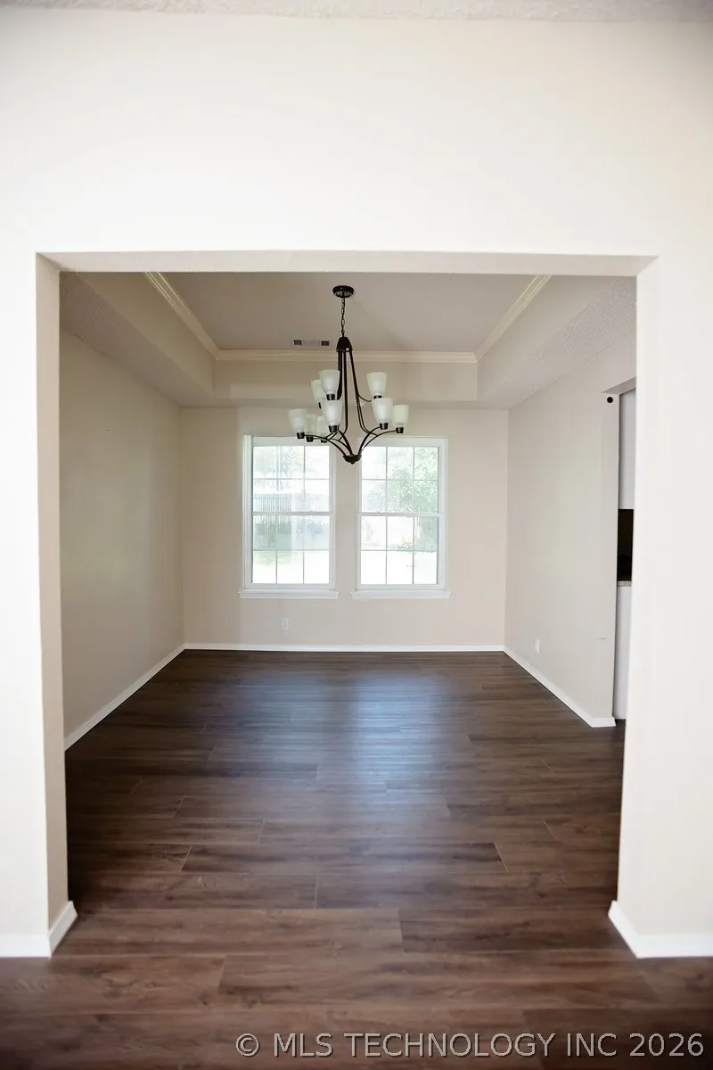 904 Hemlock Avenue Broken Arrow, OK 74012