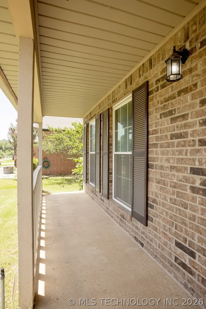 904 Hemlock Avenue Broken Arrow, OK 74012