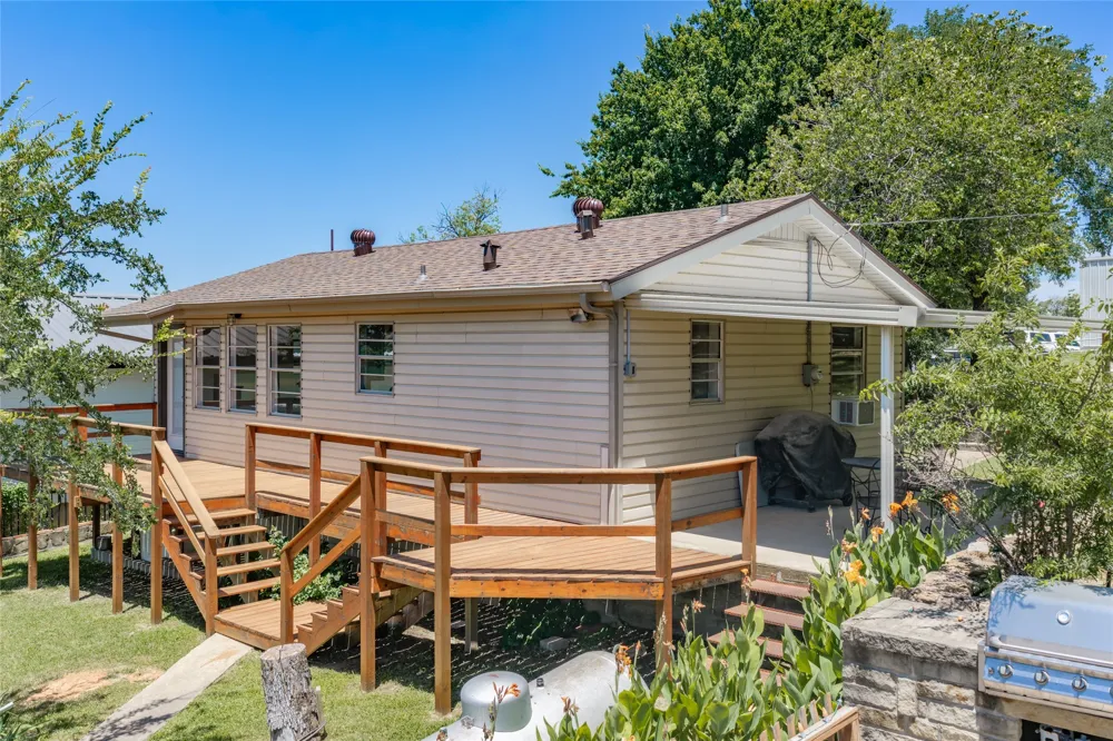 121 Lure Street Bridgeport, TX 76426