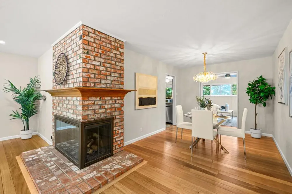 17529 Mayflower Drive Castro Valley, CA 94546