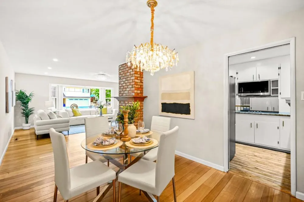 17529 Mayflower Drive Castro Valley, CA 94546