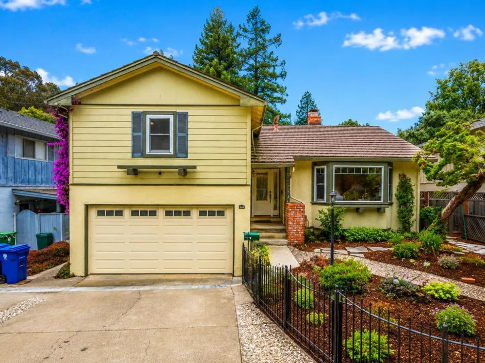 17529 Mayflower Drive Castro Valley, CA 94546