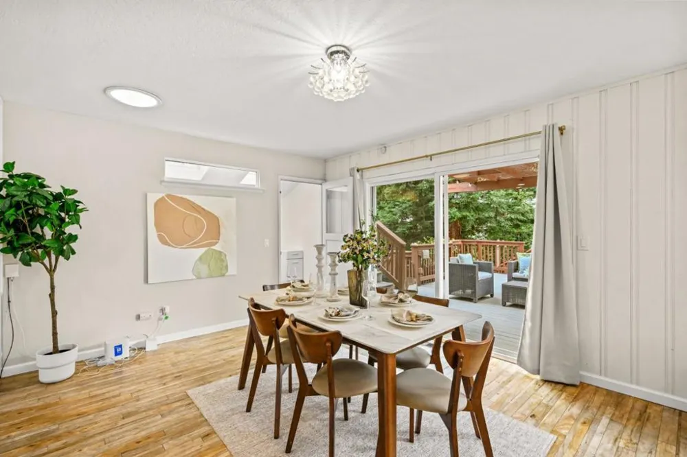 17529 Mayflower Drive Castro Valley, CA 94546