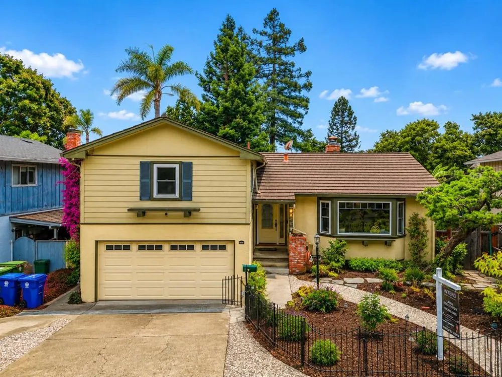 17529 Mayflower Drive Castro Valley, CA 94546