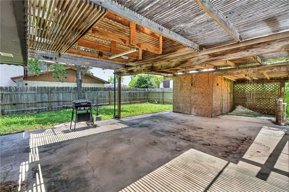 1900 South Park Street Kingsville, TX 78363
