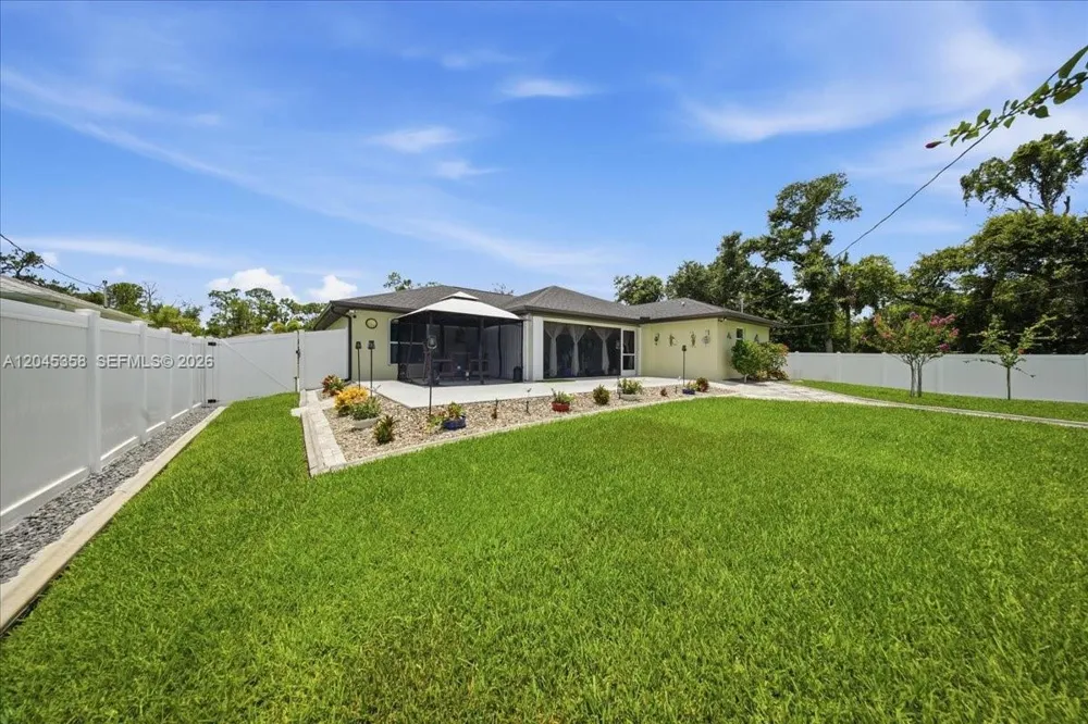17432 Shirley Avenue Port Charlotte, FL 33948