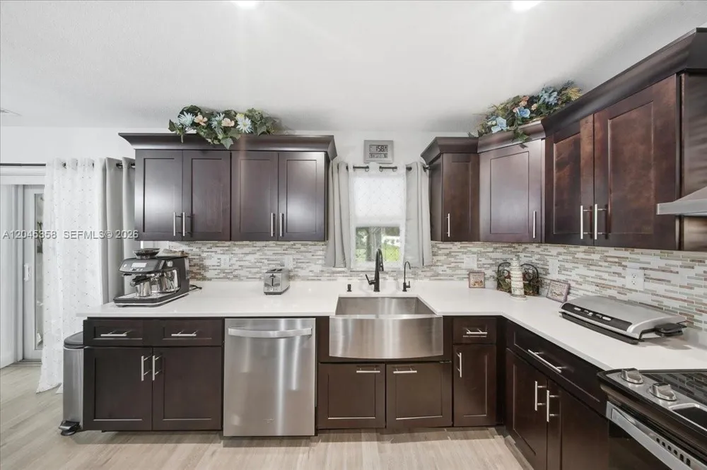 17432 Shirley Avenue Port Charlotte, FL 33948