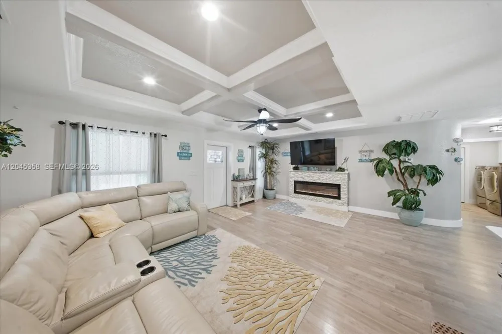 17432 Shirley Avenue Port Charlotte, FL 33948