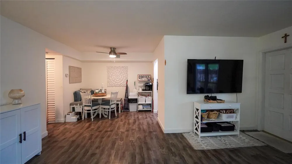5377 SW 40th Avenue #105 Dania Beach, FL 33314