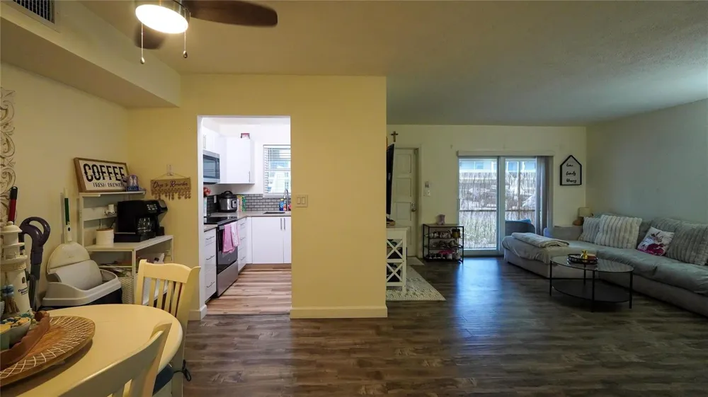 5377 SW 40th Avenue #105 Dania Beach, FL 33314