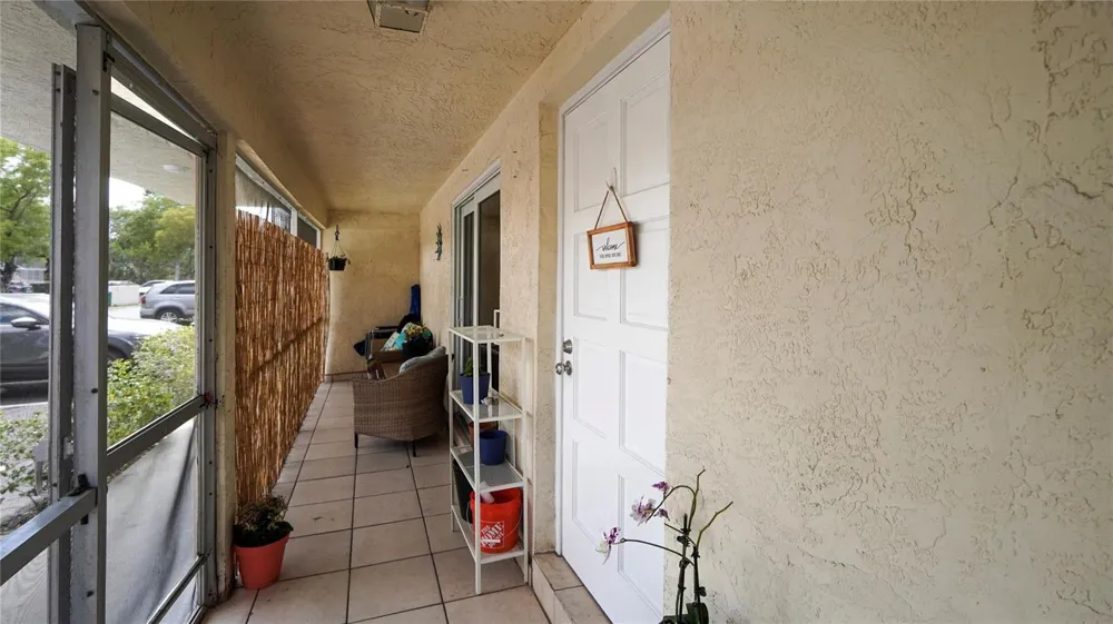 5377 SW 40th Avenue #105 Dania Beach, FL 33314