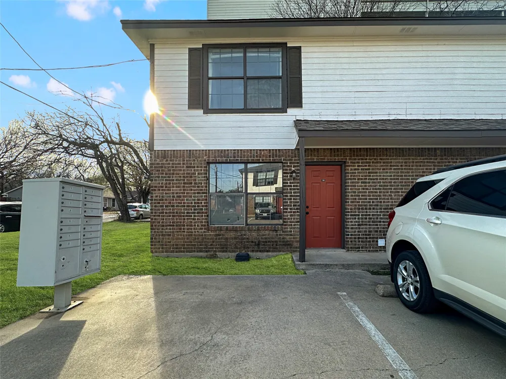 922 Fannin Street #109 Denton, TX 76201