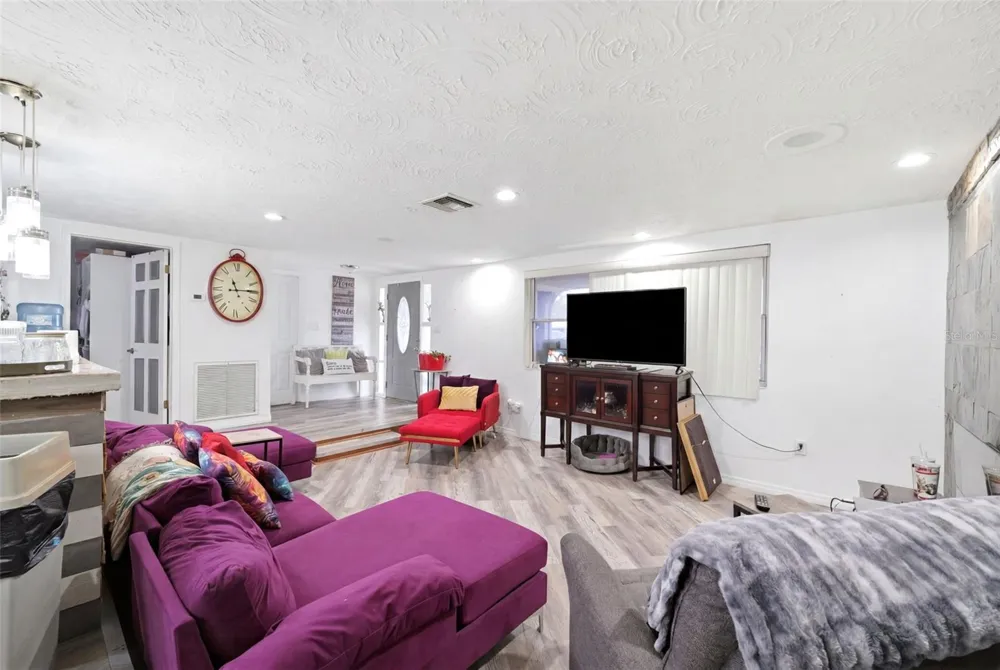5633 ANDREA DRIVE Holiday, FL 34690