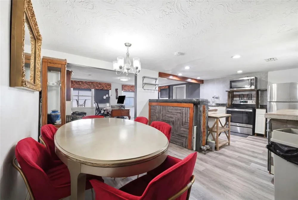 5633 ANDREA DRIVE Holiday, FL 34690