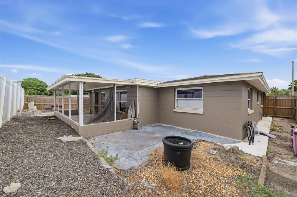 5633 ANDREA DRIVE Holiday, FL 34690