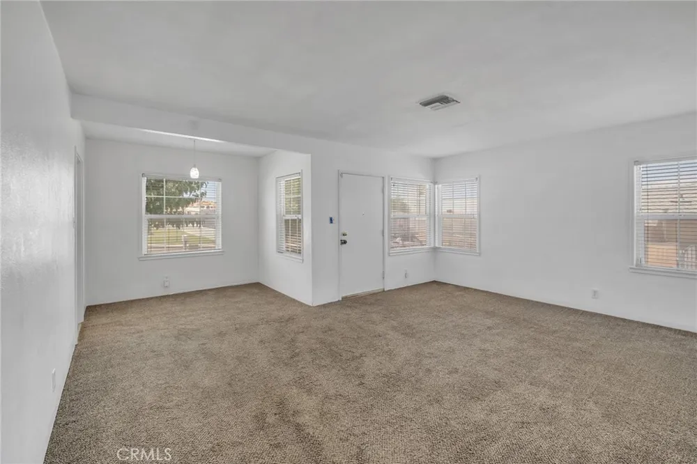 713 Mount Vernon Barstow, CA 92311