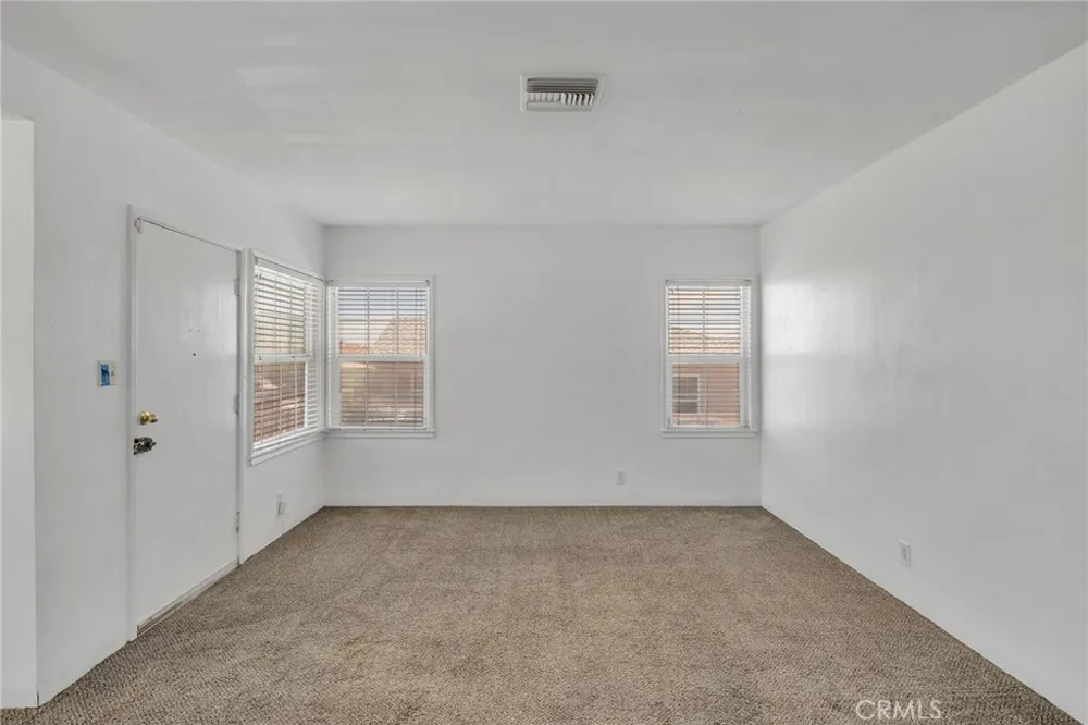 713 Mount Vernon Barstow, CA 92311