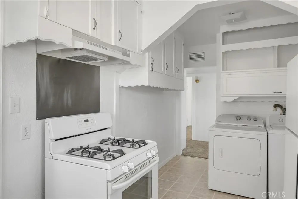 713 Mount Vernon Barstow, CA 92311
