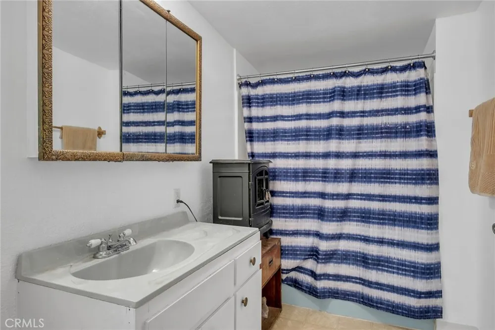 713 Mount Vernon Barstow, CA 92311